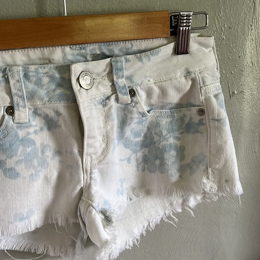 American Eagle Outfitters shorts